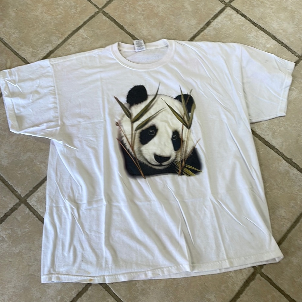 Vintage panda t shirt 80s